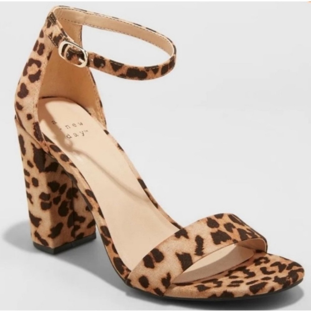 New With Tags - A New Day Womens Leopard Print Block Heels With Strap Ema sz 7.5